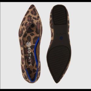 Rothy’s “Wild Cat” Pointed Flat-SZ 8